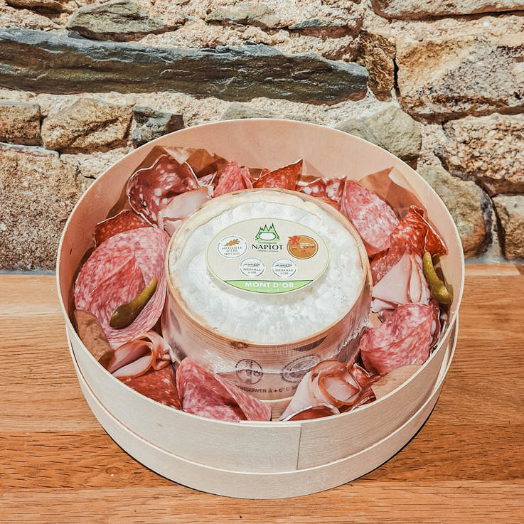 Plateau Mont d’Or Saint-Valentin Gosiez avec charcuteries artisanales et toasts inclus pour deux personnes