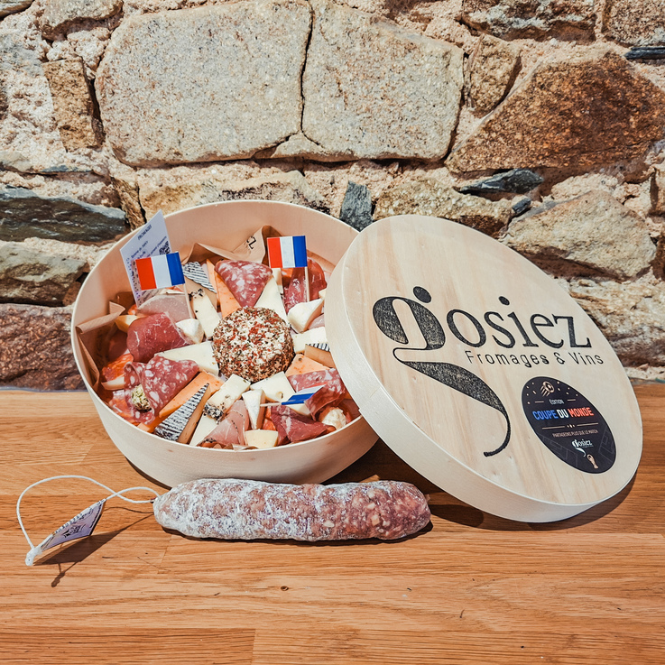 Plateau apéro supporters Gosiez composé de fromages affinés et charcuteries pour les soirées Coupe du Monde